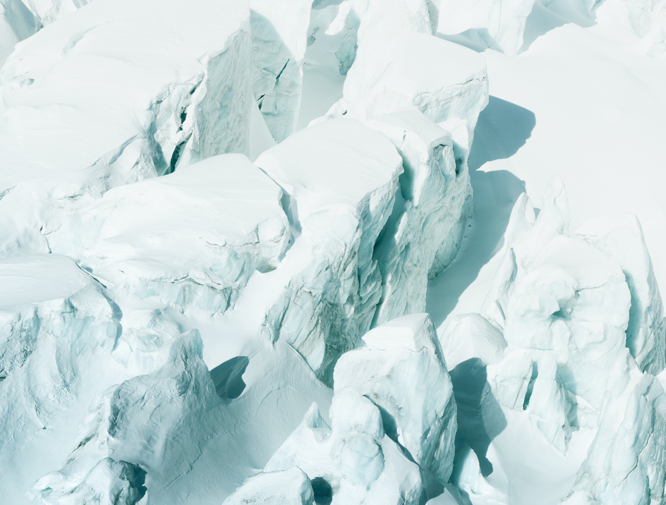 Let me tell the story of your adventure - Photography & Videography - Air Zermatt