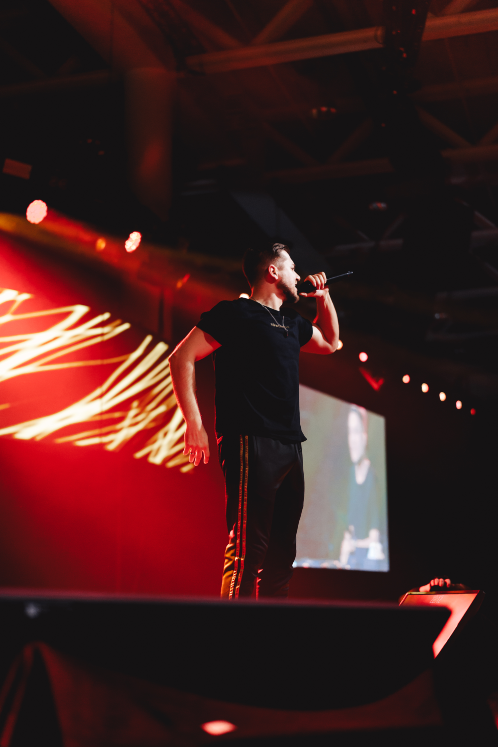 Let me tell the story of your adventure - Photography & Videography - praisecamp 2022
